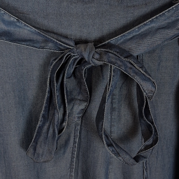 Tommy Bahama Wrap-Style Chambray Pants - Picture 2 of 9